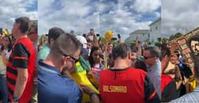Bolsonaro dá rolezinho nos EUA durante a posse de Lula