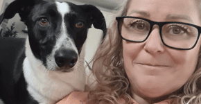 Mulher descobre câncer de mama após atitude estranha de sua cadela