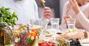 Cientistas revelam 5 alimentos para retardar o envelhecimento e viver mais