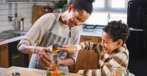 Cozinhar com crianças: entenda benefícios dessa prática para os pequenos
