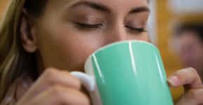 Chá com efeito calmante pode ajudar a diminuir ansiedade