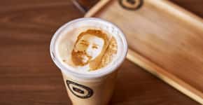 Café customizado: Coffee Selfie imprime imagens impressionantes nas bebidas