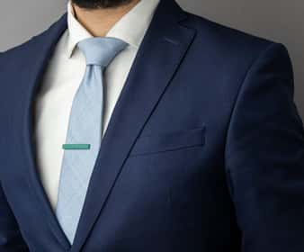 O Francês cria gravatas artesanais fora do óbvio e cheias de personalidade