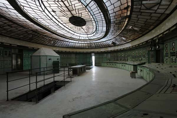 Kelenföld Power Plant, construído em 1927 e inaugurado em 1929, foi abandonada desde a queda da URSS. [Budapeste, Hungria]