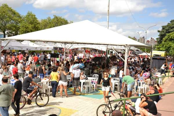 Feira gastronômica 'Gourmet SP' agita a Praça Elis Regina. Foto: Divulgação