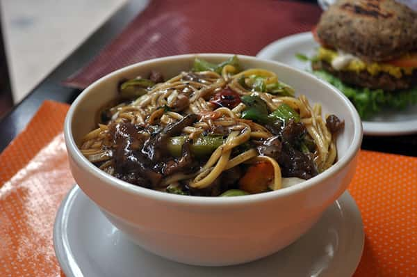 Yakisoba do Broto de Primavera