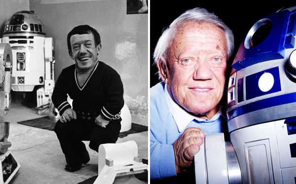 Kenny Baker em 1977 e em 2015