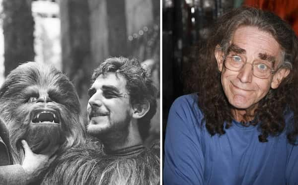 Peter Mayhew em 1977 e em 2015