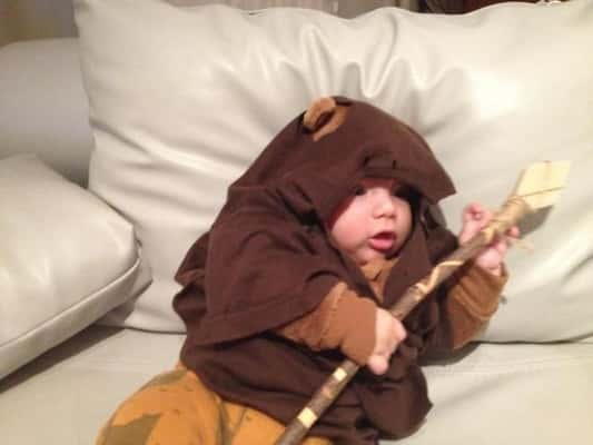 Pais vestem seus filhos de 'Star Wars'