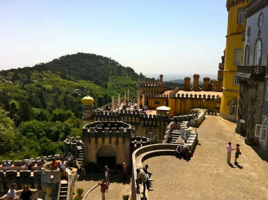 Portugal: refeições completas por menos de 10 Euros. Na foto, Sintra. (Crédito da foto: http://www.viageria.com)