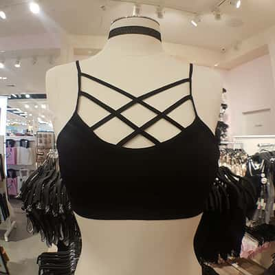 Top strappy preto: R$ 45,90