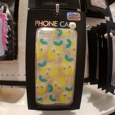 Capinha limões para iPhone: R$ 35,90