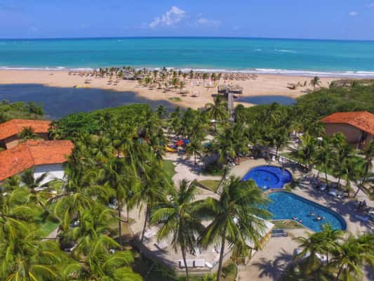 Vista panorâmica do Pratagy Beach Resort, em Maceió