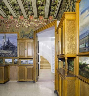 Interior de um dos cômodos da Casa Vicens