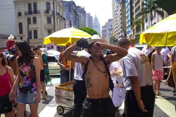 Festa do dia,10, no bloco Tarado Ni Você