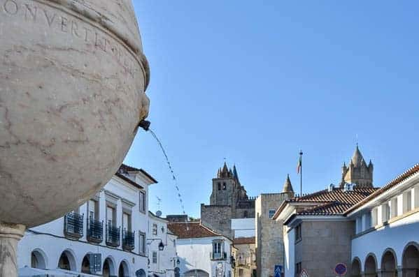 Fonte das Portas de Moura