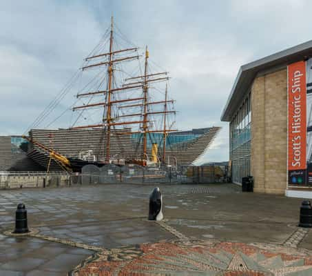 6 - Dundee, Escócia (Museu  na cidade de Dundee)