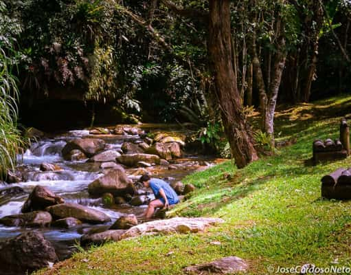 Pousada Vila Santa Bárbara  fica em São Francisco Xavier, distrito de São José dos Campos