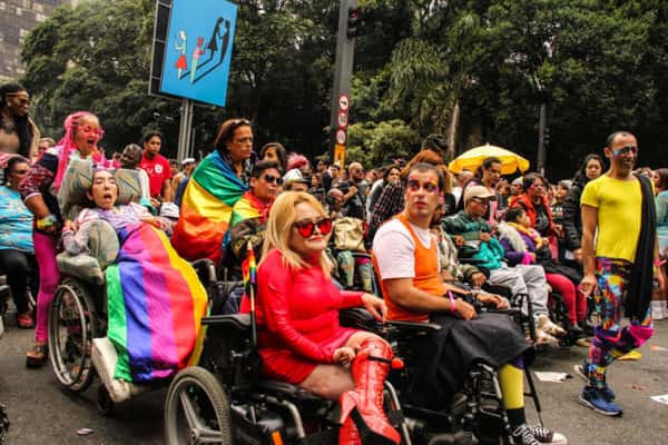 Parada LGBT na avenida Paulista 