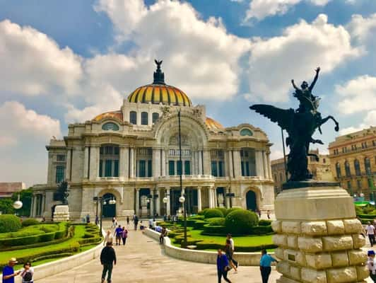 O belo Teatro Nacional