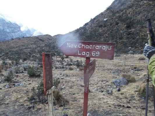 Caminho até a Laguna 69