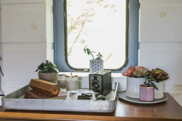 Quer viajar ao passado? Então essa é a melhor escolha. Totalmente reformada, essa casa um dia já foi parte de um trem usado na segunda Guerra Mundial