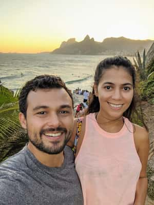 Milena Jorge e Paulo Guerra se conheceram no Bumble e hoje vivem juntos na cidade de York no Reino Unido