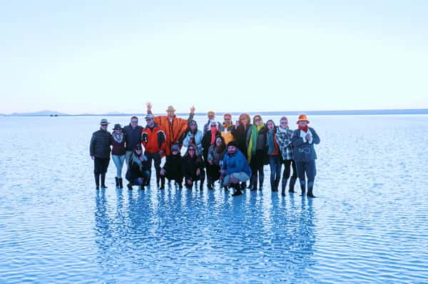 Grupo de jornalistas e agentes de viagens no Salar de Uyuni