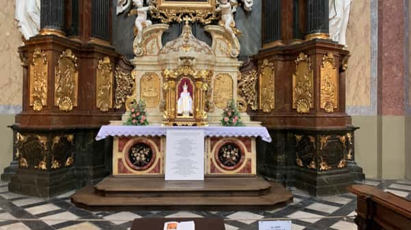 Altar de uma das igrejas de Olomuc