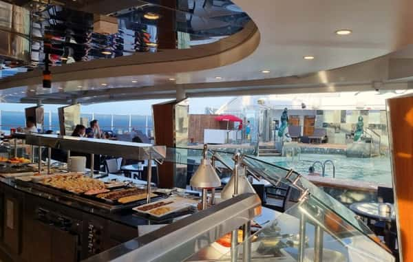 Restaurante externo do MSC Yacht Club