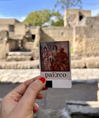 Cidade engolida pelo vulcão e descoberta nas escavações formam o parque arqueológico