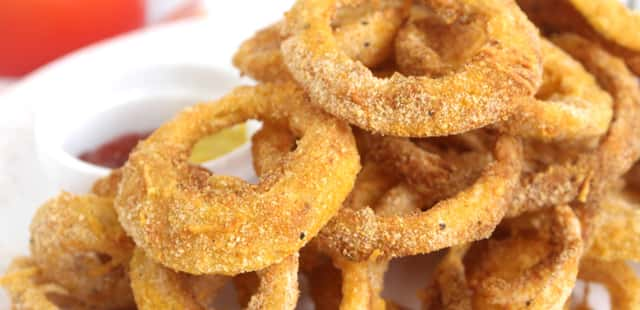 Como fazer onion ring em casa de forma fácil e sem fritar no óleo