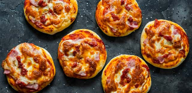 Minipizzas: a solução perfeita para uma fome rápida!