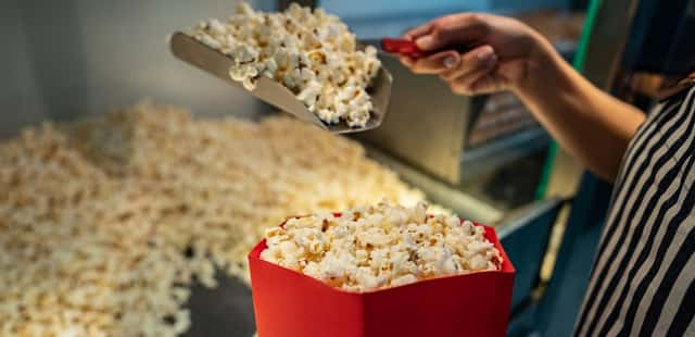 Pipoca de cinema: crocante e deliciosa em casa!