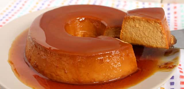 Pudim de doce de leite é a sobremesa perfeita para o fim de semana