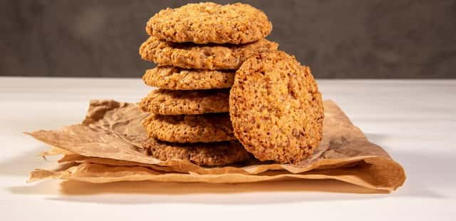 Biscoito de amendoim e aveia: crocante e nutritivo