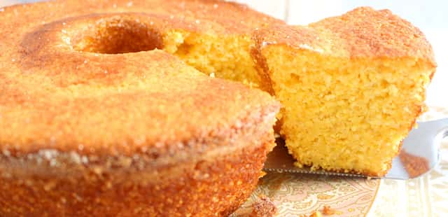 Bolo de cuscuz sem glúten irresistível