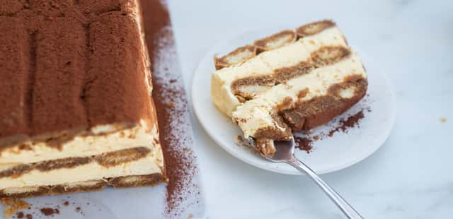 Faça um pavê de chocolate delicioso bem rápido e fácil para o fim de semana