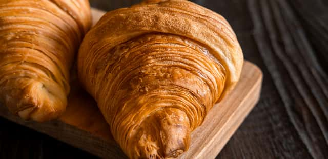 Croissants de padaria deliciosos na sua cozinha!