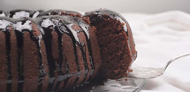 Bolo de chocolate de micro-ondas