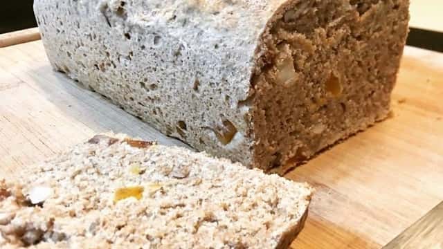 Pão de forma vegano bem fácil e delicioso