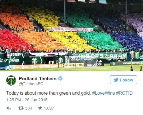 Primeiro time de futebol gay da Bahia lança uniforme com cores do arco-íris