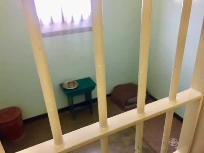 Cela em que Nelson Mandela ficou preso por 18 anos