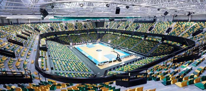 Assistir a um jogo de basquete do Bilbao na Bilbao Arena - É claro que eu não poderia deixar de fora esse item da lista. Bilbao é uma cidade que respira basquete e eu estou muito feliz por fazer parte da história dessa equipe