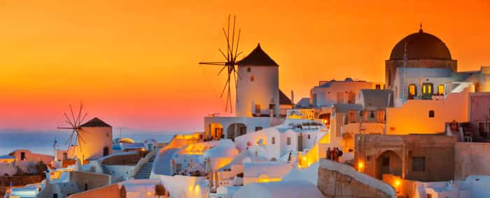 7 - Ihas Cíclades, Grécia(Pôr do sol na ilha de Oia)