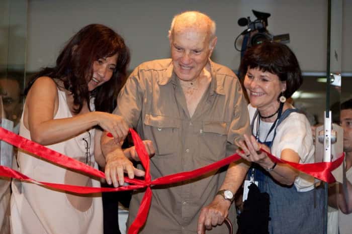Inauguração do Centro de Memória do Circo. 2009. Veronica Tamaoki, Roger Avanzi (Palhaço Picolino) e Regina Ponte