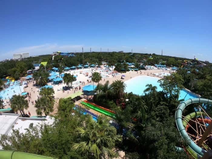 Tobogãs e piscinas são as atrações para quem quer um dia de descanso em Orlando