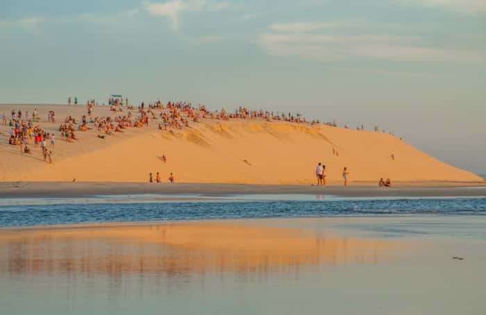 A Duna do Pôr do Sol, em Jericoacoara, ocupa o 7º lugar do ranking dos destinos nacionais mais amados pelos brasileiros