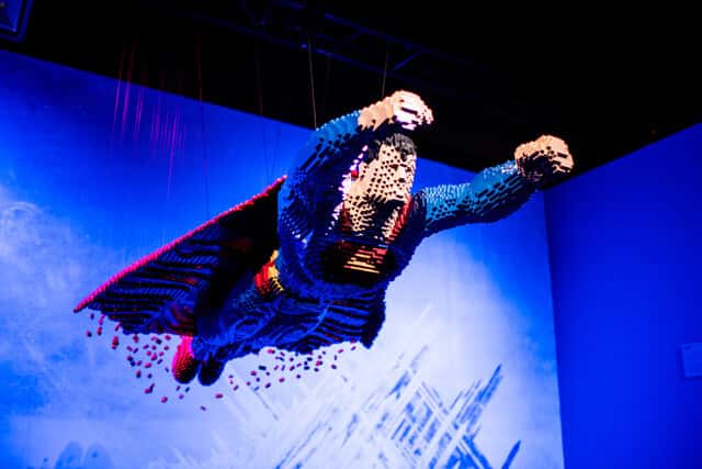 Superman é um super-herói criado pela dupla de autores de quadrinhos Joe Shuster e Jerry Siegel. Sua primeira aparição foi apresentada na revista Action Comics #1 em 1938, nos Estados Unidos