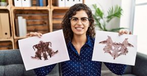 Teste de Rorschach: conheça avaliação psicológica que utiliza manchas de tinta